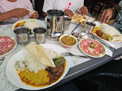 Muniyandi Vilas photo 2
